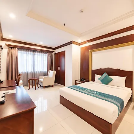 Ibiza Riverfront Da Nang Hotel Powered By Aston Exterior photo