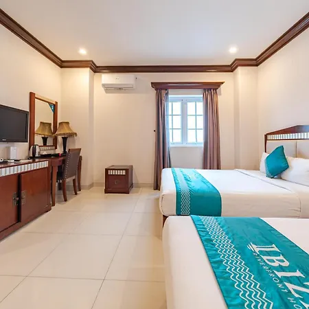 Ibiza Riverfront Da Nang Hotel Powered By Aston Exterior photo